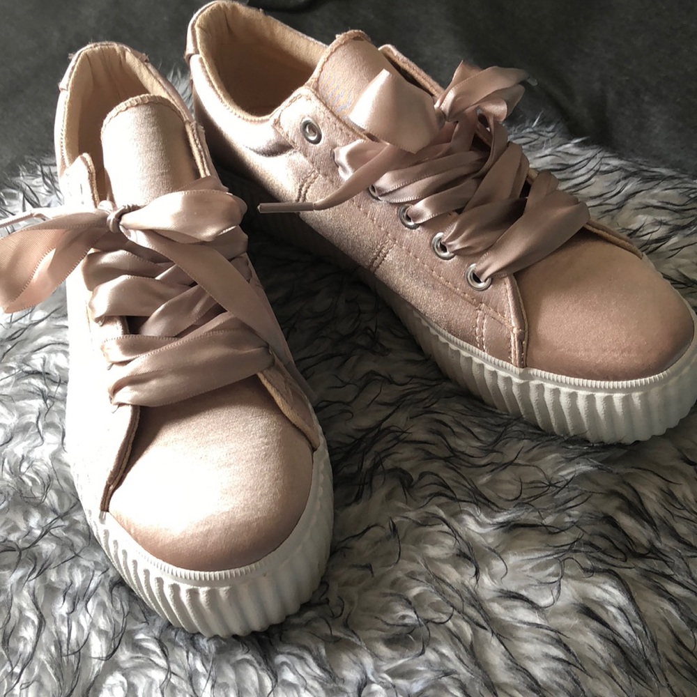 Akira Sneaker